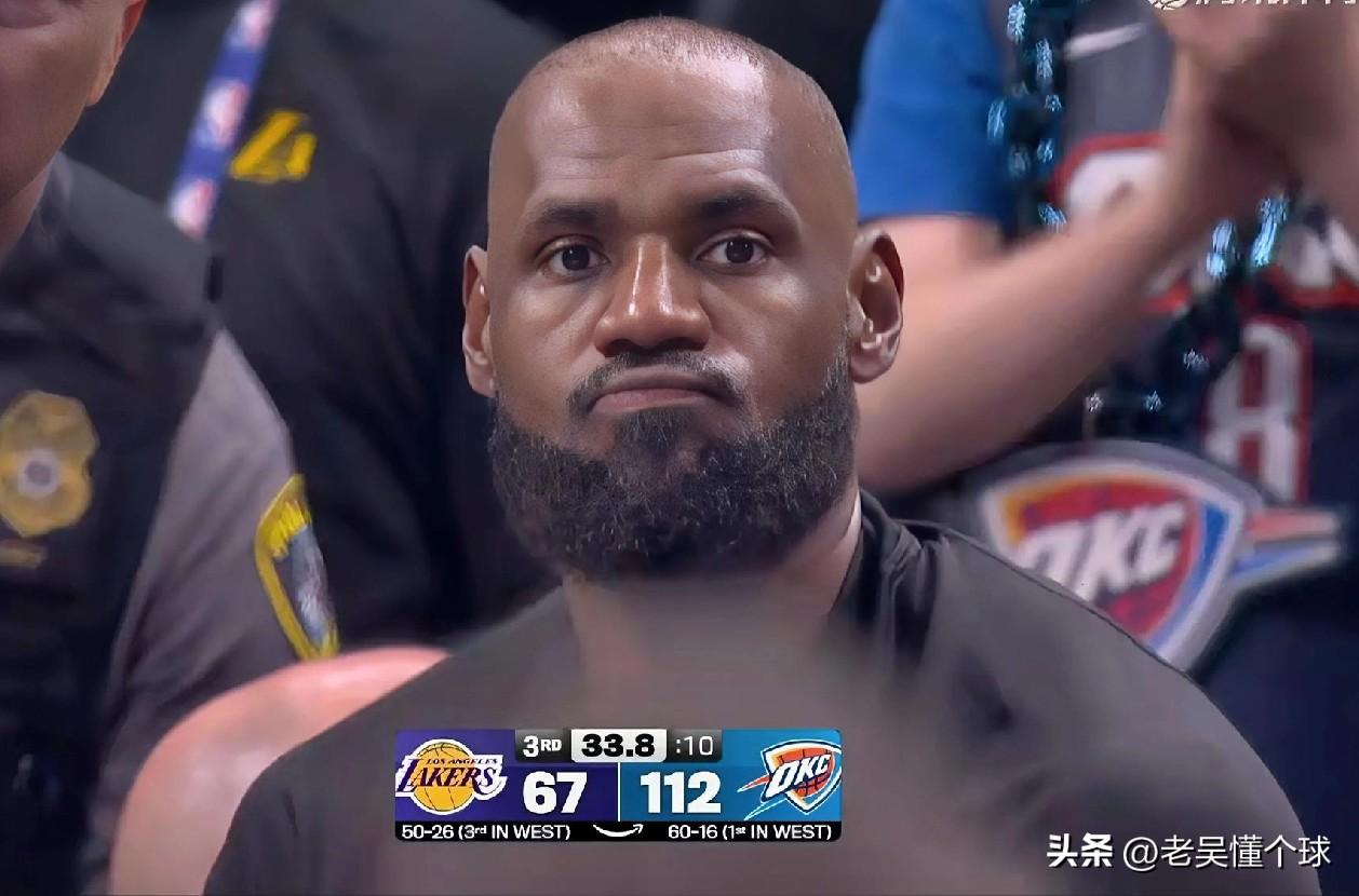 好在老詹下场了，不然要刷新个人生涯新低。

今日的惨败，给湖人当头一棒，季后赛前