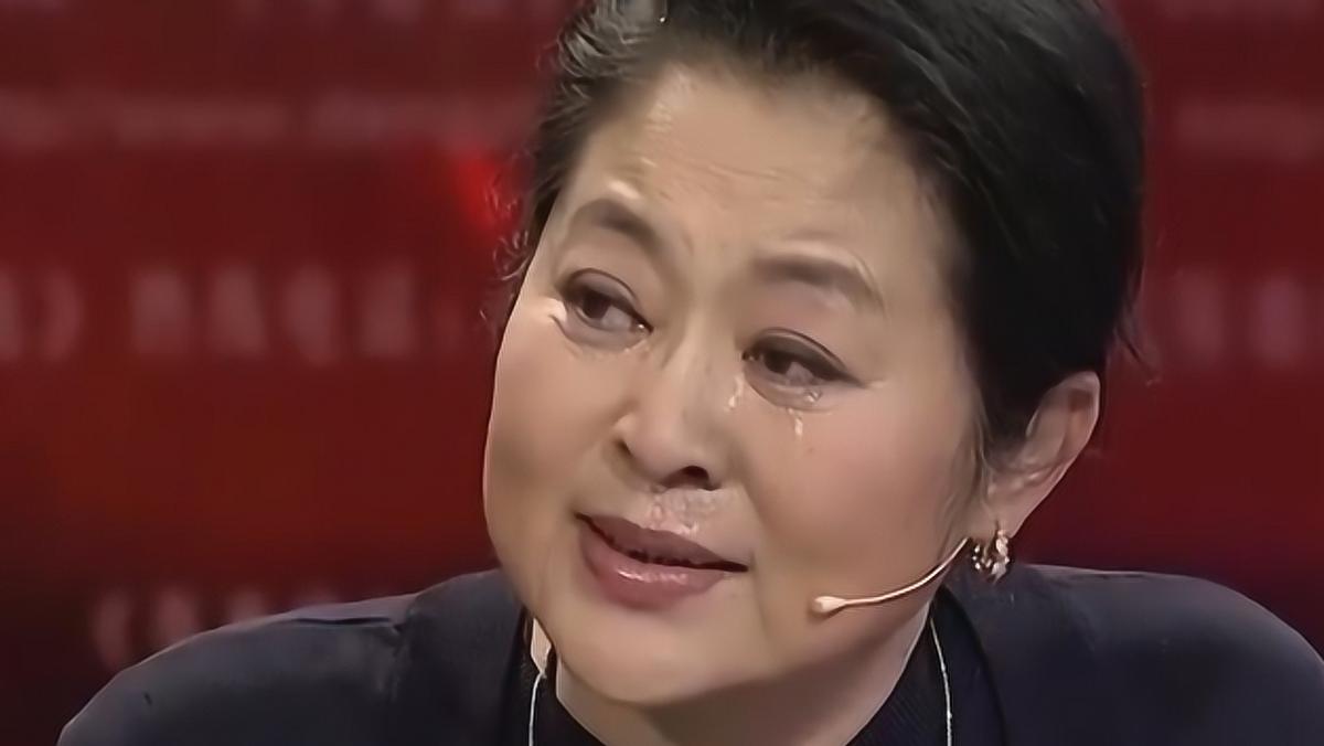 [微风]1999年，倪萍晚上跑到冯小刚家中，突然跪在地上，痛哭流涕，对冯小刚说：