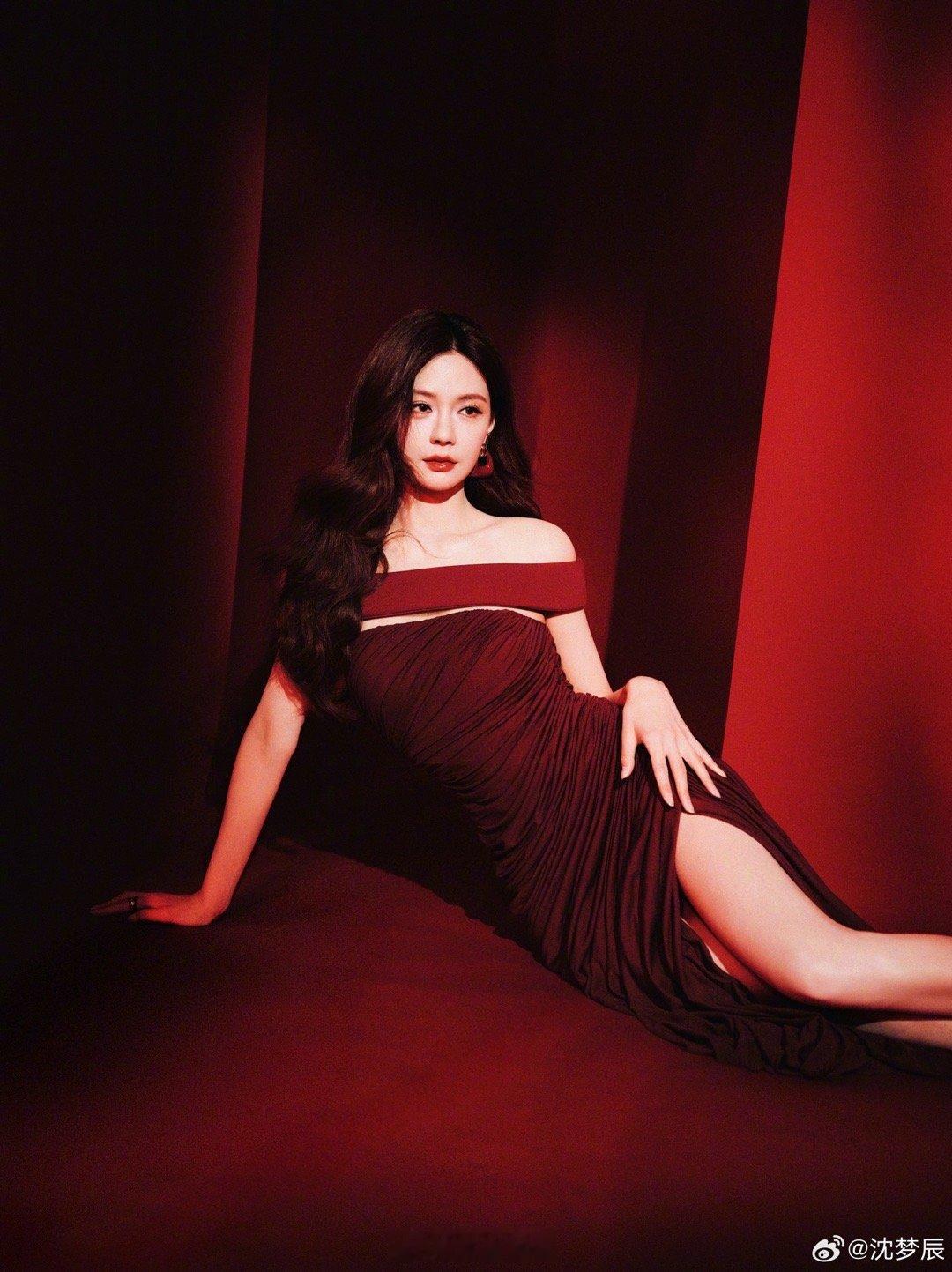 沈梦辰极品身材 