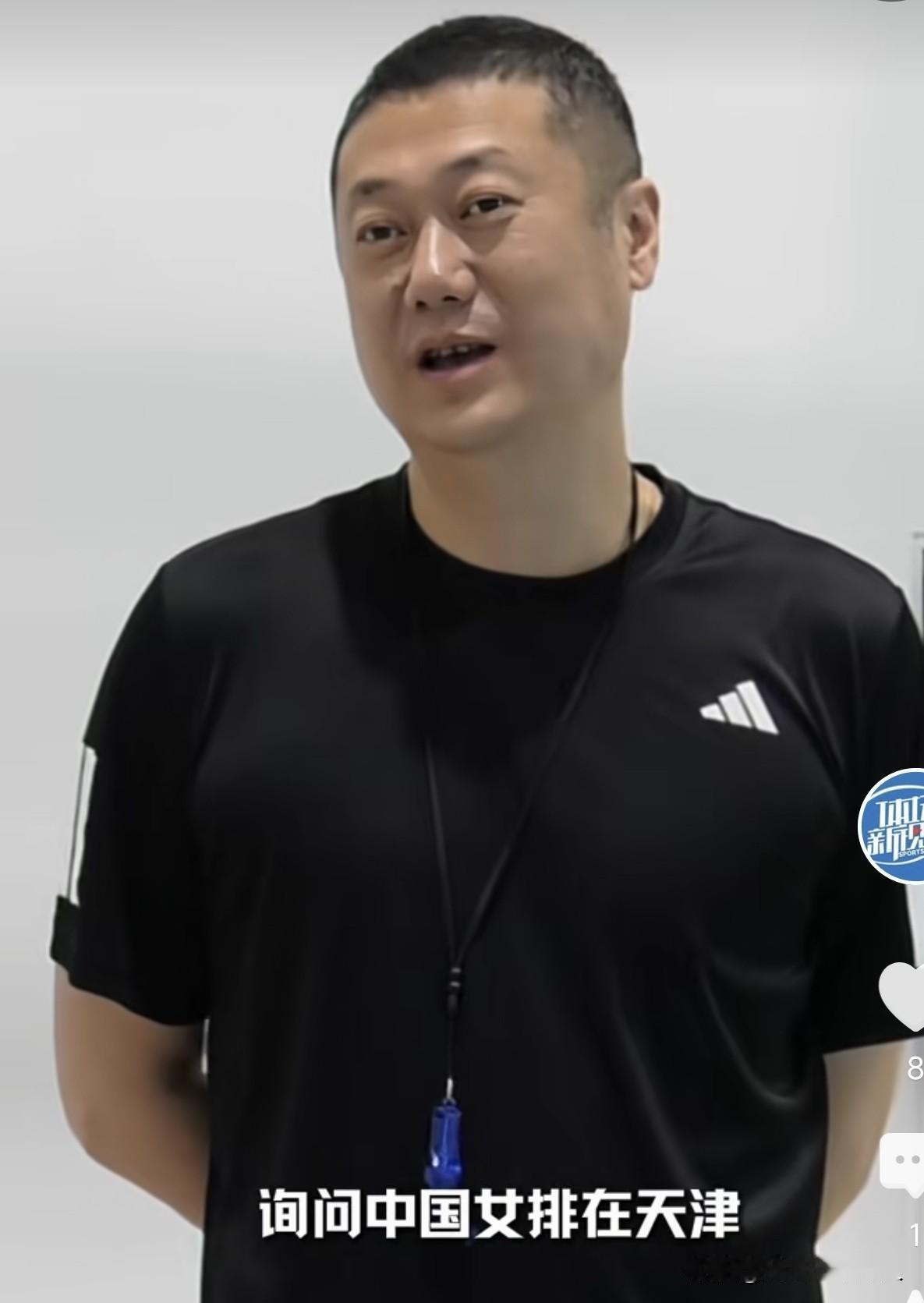 一个人没提高，可以推说是天赋到头了；
两个人没提高，还能怪战术配合不默契；
三个
