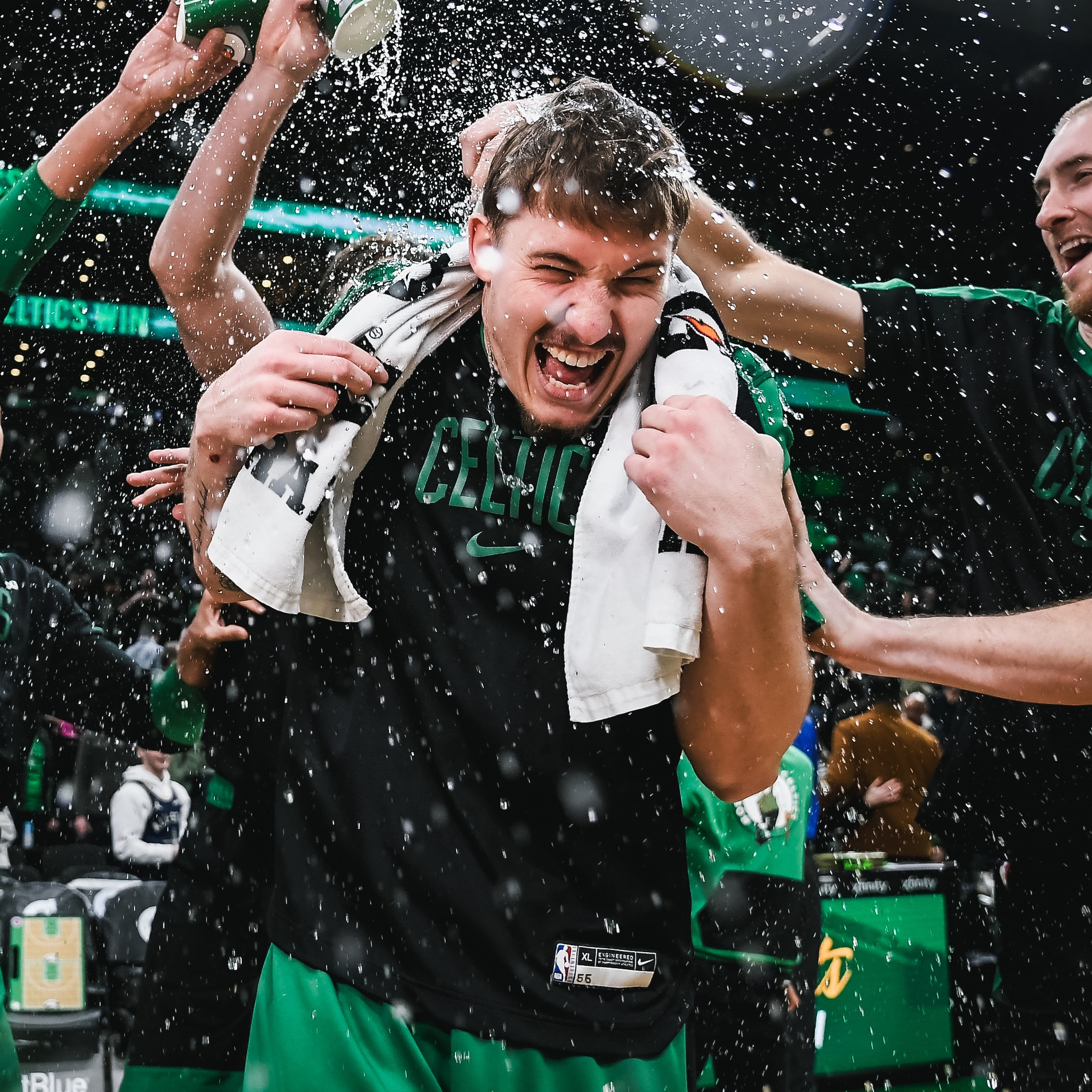 凯尔特人国度 属于Baylor Scheierman的胜利洗礼 ☘️ 👀 ​​