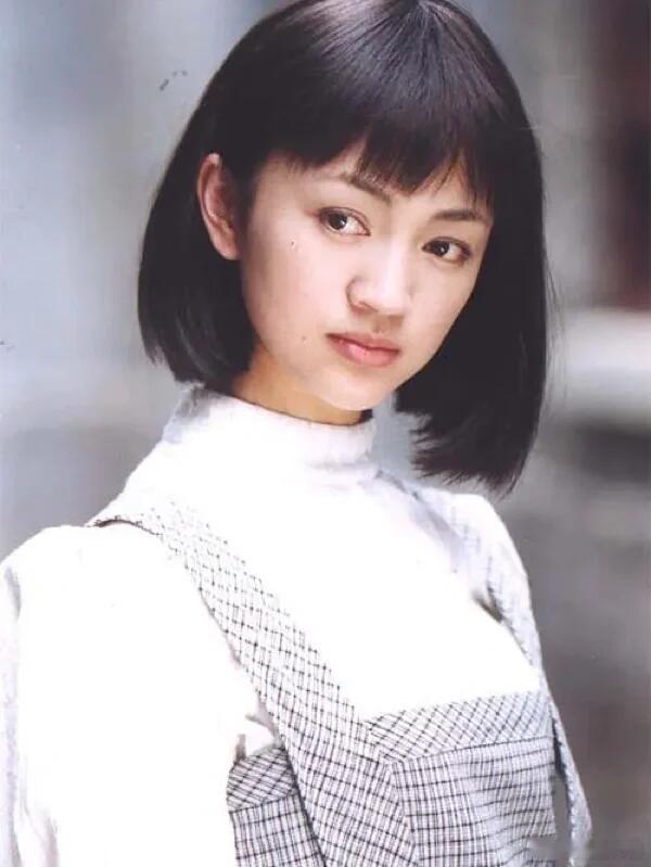 罗海琼26年后再演像雾像雨又像风罗海琼时隔26年再演方紫仪光是看见罗海琼复刻方紫