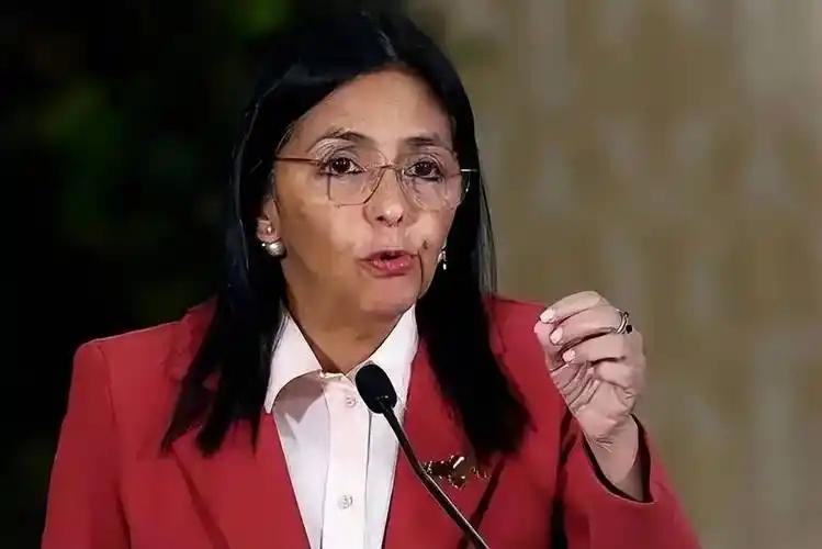 美国能源部长放话，委内瑞拉以后卖石油赚的钱，绝不允许还中国的债。美国与委内瑞拉达
