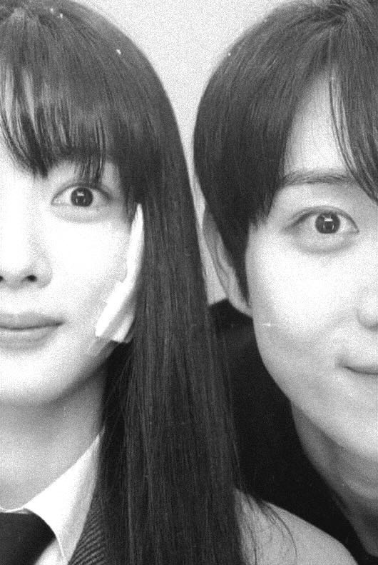 雅珍俊瑞人生四格🖤🤍 