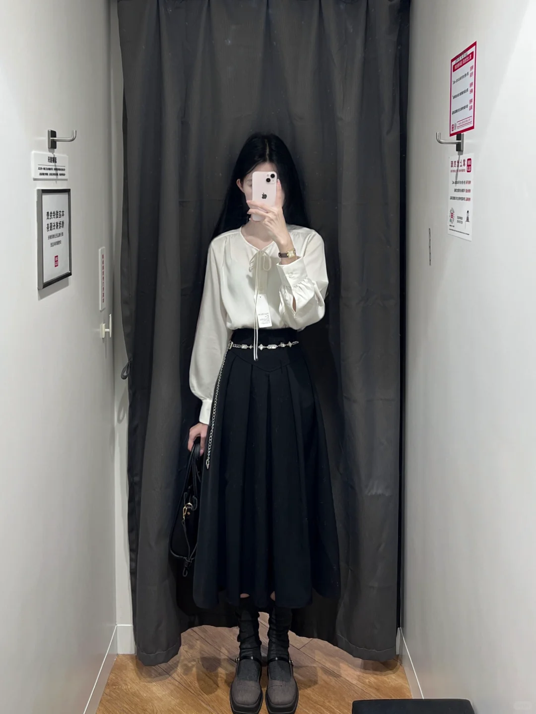 优衣库新中式小衫温柔死了??😭99鱼骨裙显瘦遮胯无敌了～
🥹真的超爱这种设计...