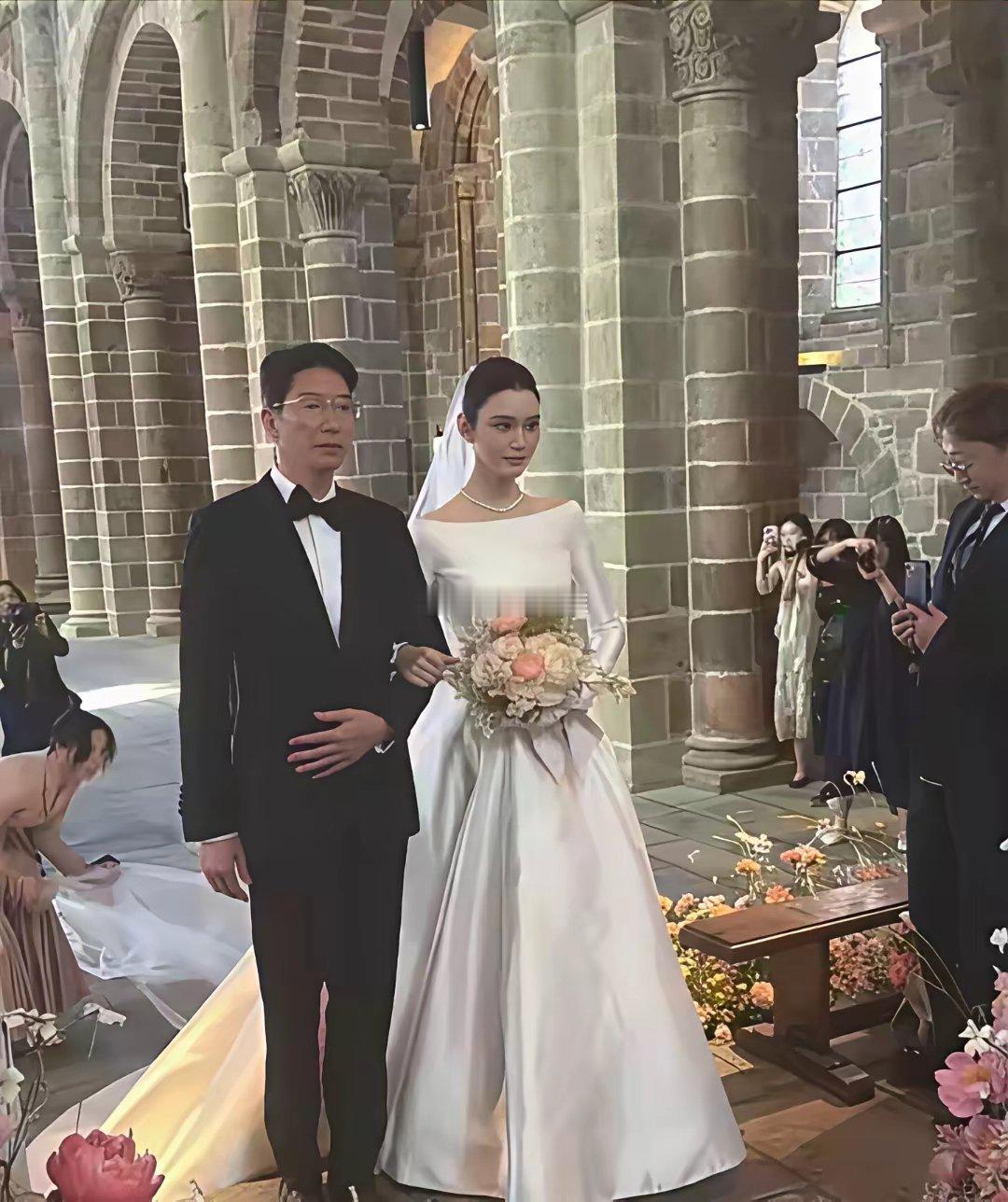 奚梦瑶爸爸竟然185cm身高基因从外公开始 