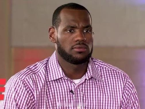 有詹密大谈库里不敢出去证明自己，只敢缩在勇士的体系？我寻思库里帮勇士夺4冠算不算