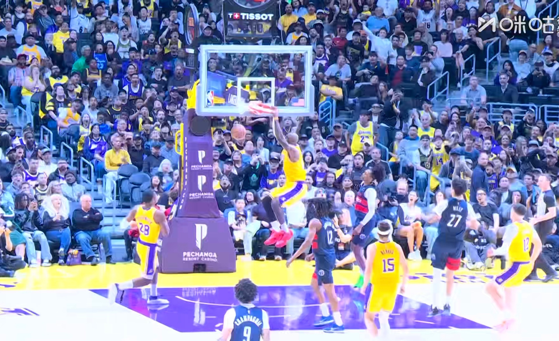 奇才12-11湖人。 