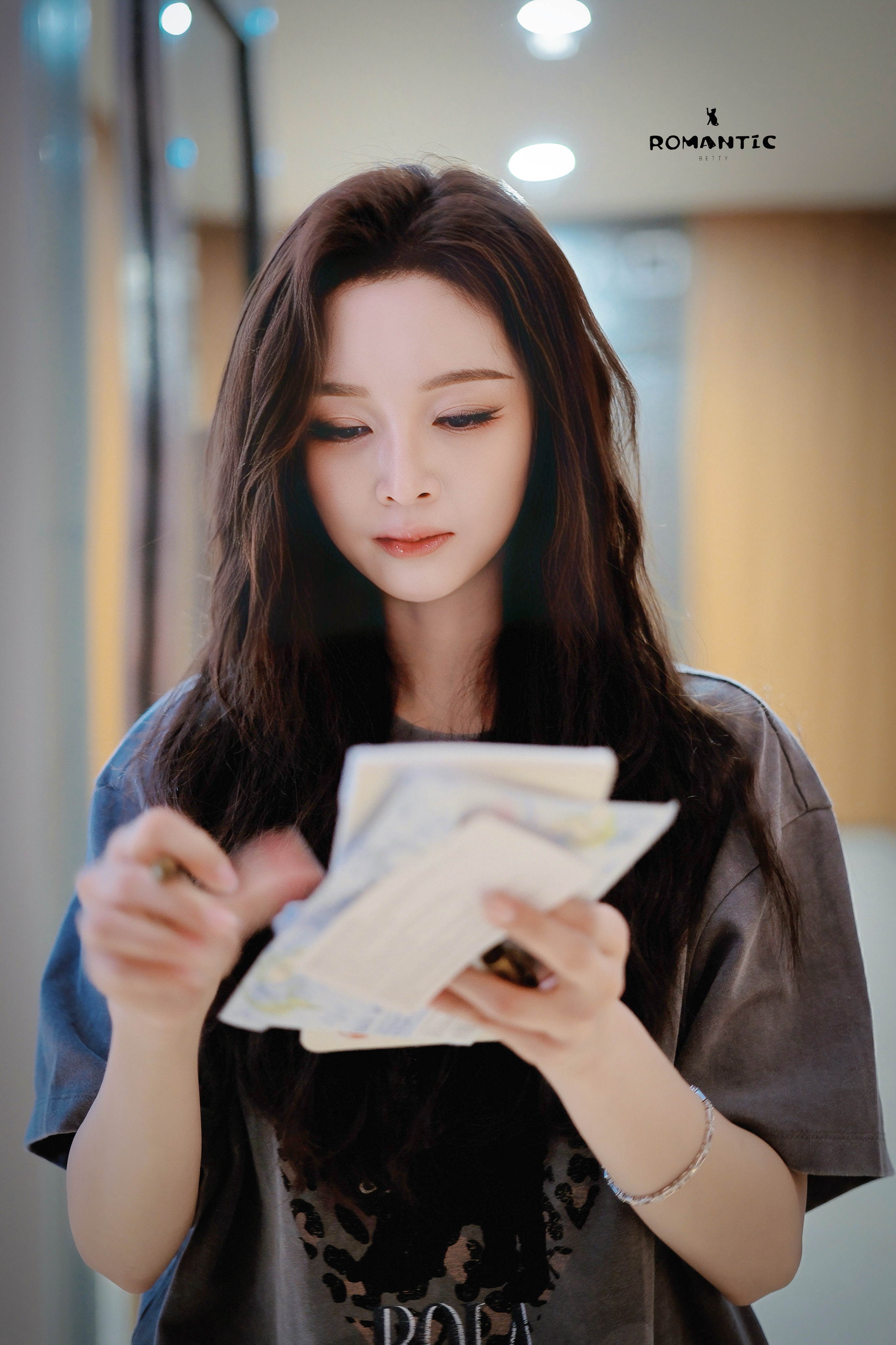 吴宣仪  💫吴宣仪 她的海 给你趴我身上😏𝟐𝟔𝟎𝟖𝟏𝟓 温州𝐒