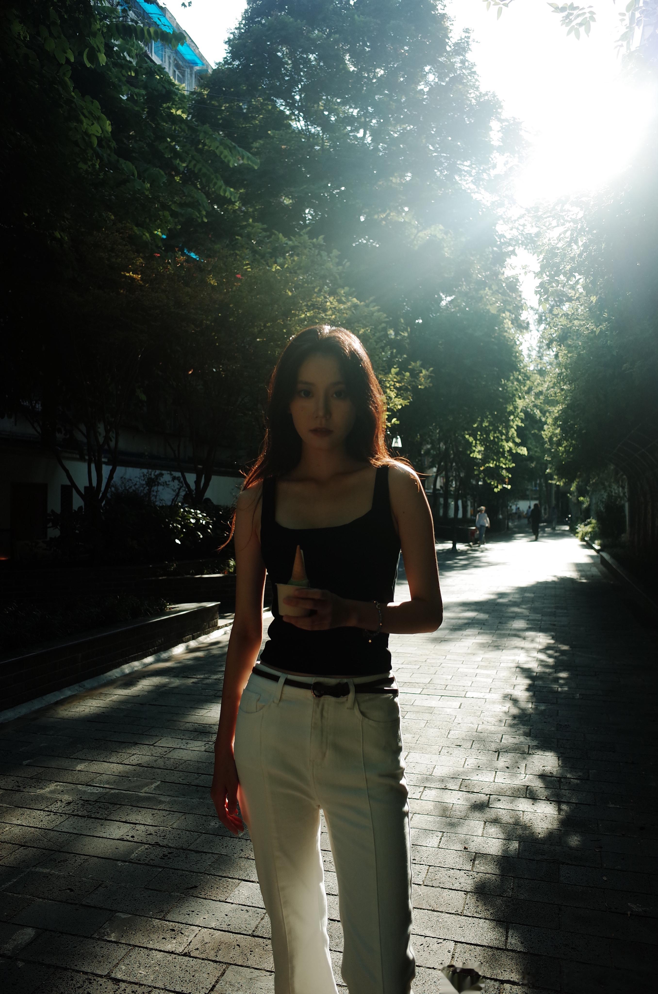 抹茶味的Gelato哦对 还有桃子的🍵🍑🍨#穆梦娇[超话]##ootd##