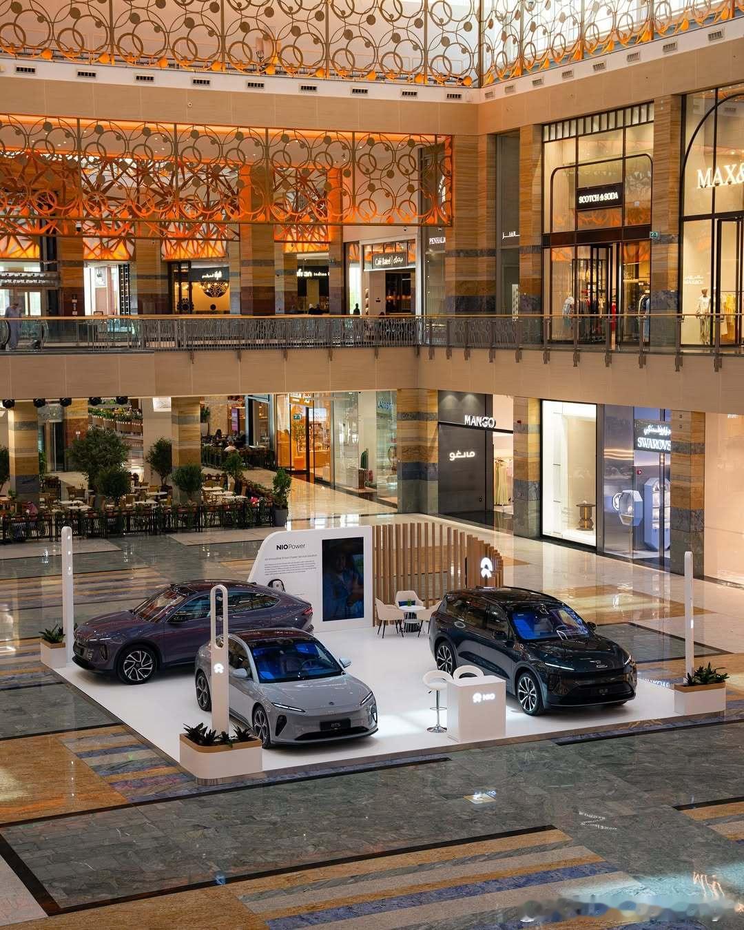 蔚来中东 蔚来阿联酋公司又有最新的快闪店了，这次是在迪拜的 City Centr