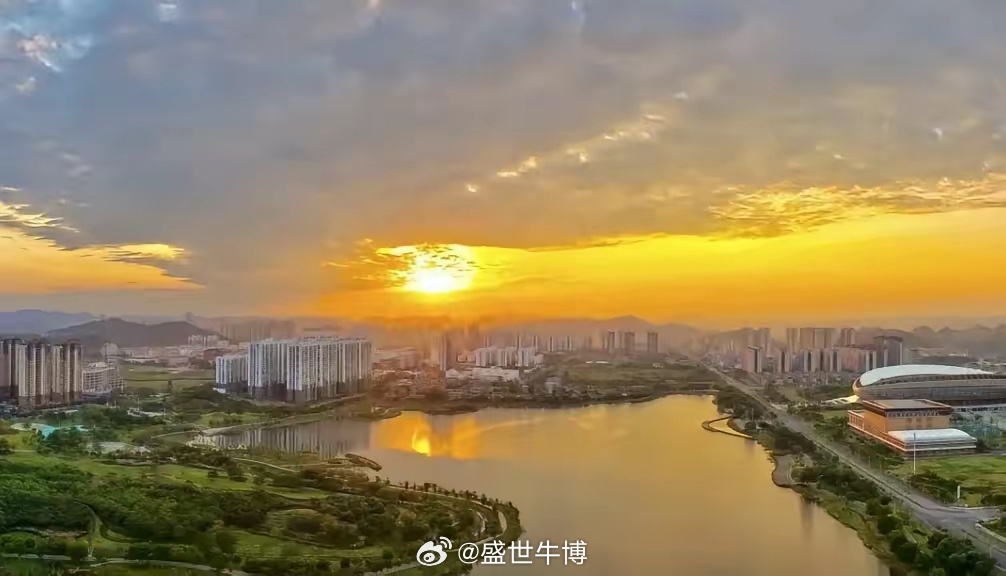 通胀预期下，2026年死磕涨价主题。1、化工油气严重短缺，化工上涨不可避免，重点