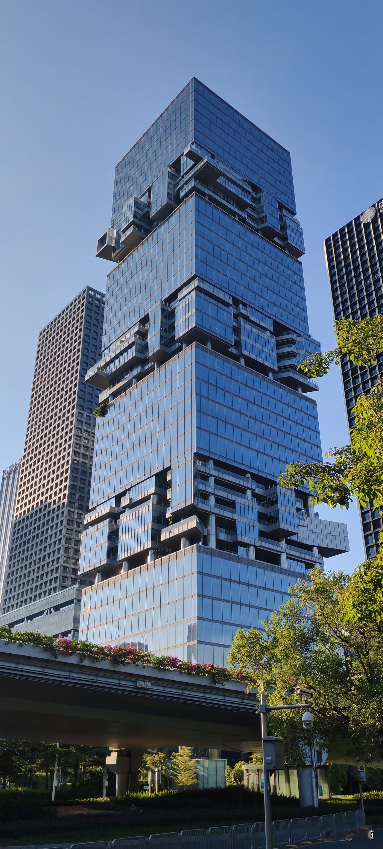 哈哈，现在是清晨3点22分，我不是睡醒了，我是没睡呢！
为出发内蒙古做准备，出个