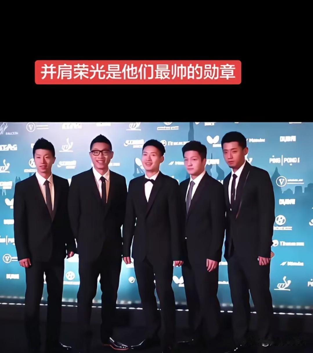 国乒退役的这些小伙子都不错，满满的正能量，那种对乒乓球的热爱之心一点也没有减弱，