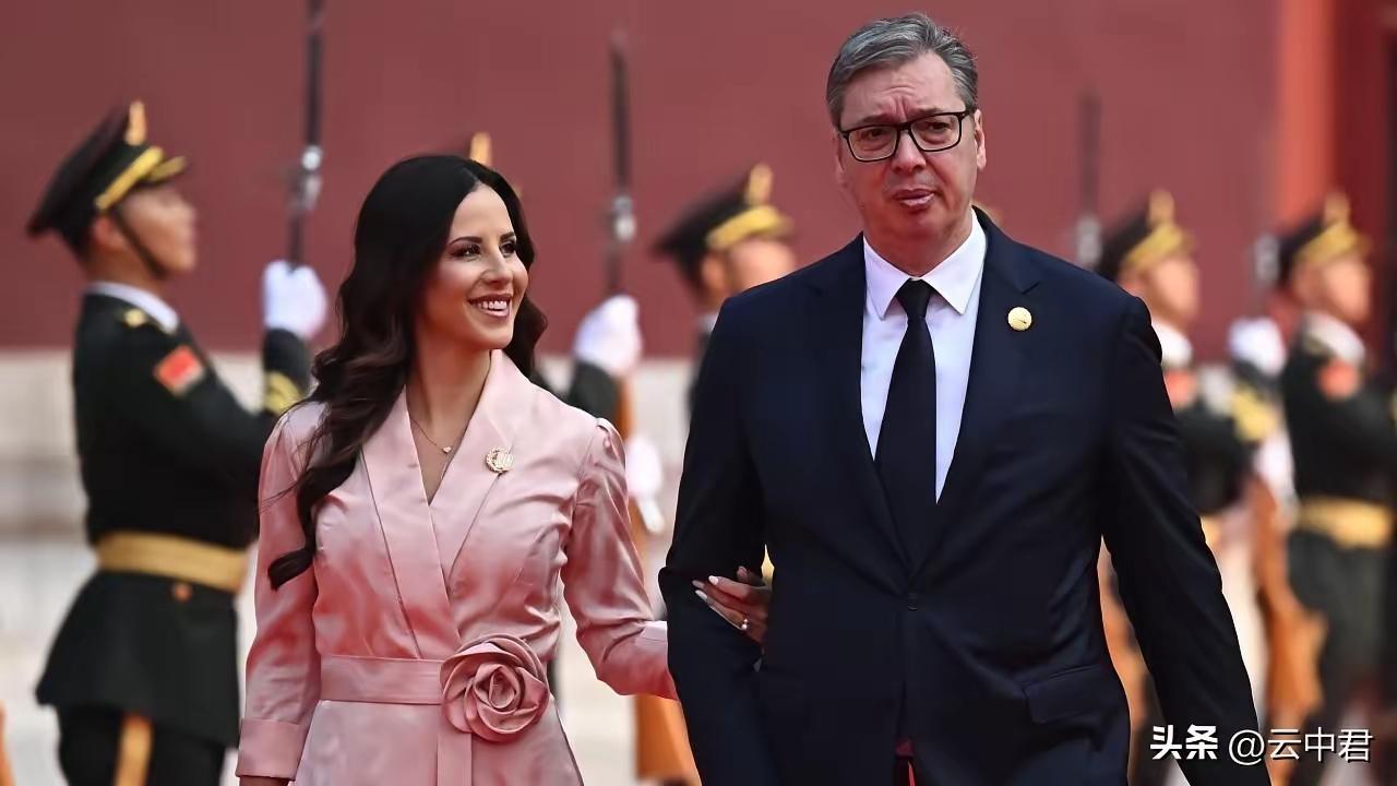 武契奇突然发出警告：三国要对塞尔维亚动手！
这不是恐慌，而是忍到极限的直白发声。