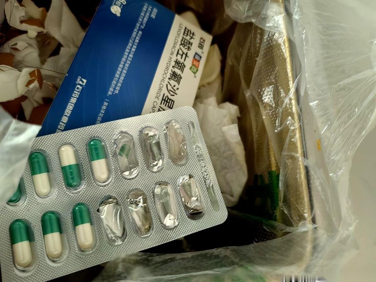 今天，我把家里所有的左氧氟沙星，一盒没留，全扔垃圾桶了。
我发誓，以后我跟我的家