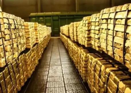 二战日本掠夺亚洲的千吨黄金去哪了？不是被盟军缴获，不是归还受害国，而像被黑洞吸走