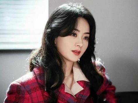 赵丽颖《风吹半夏》vs杨幂《生万物》，你觉得哪部剧更爆？ 