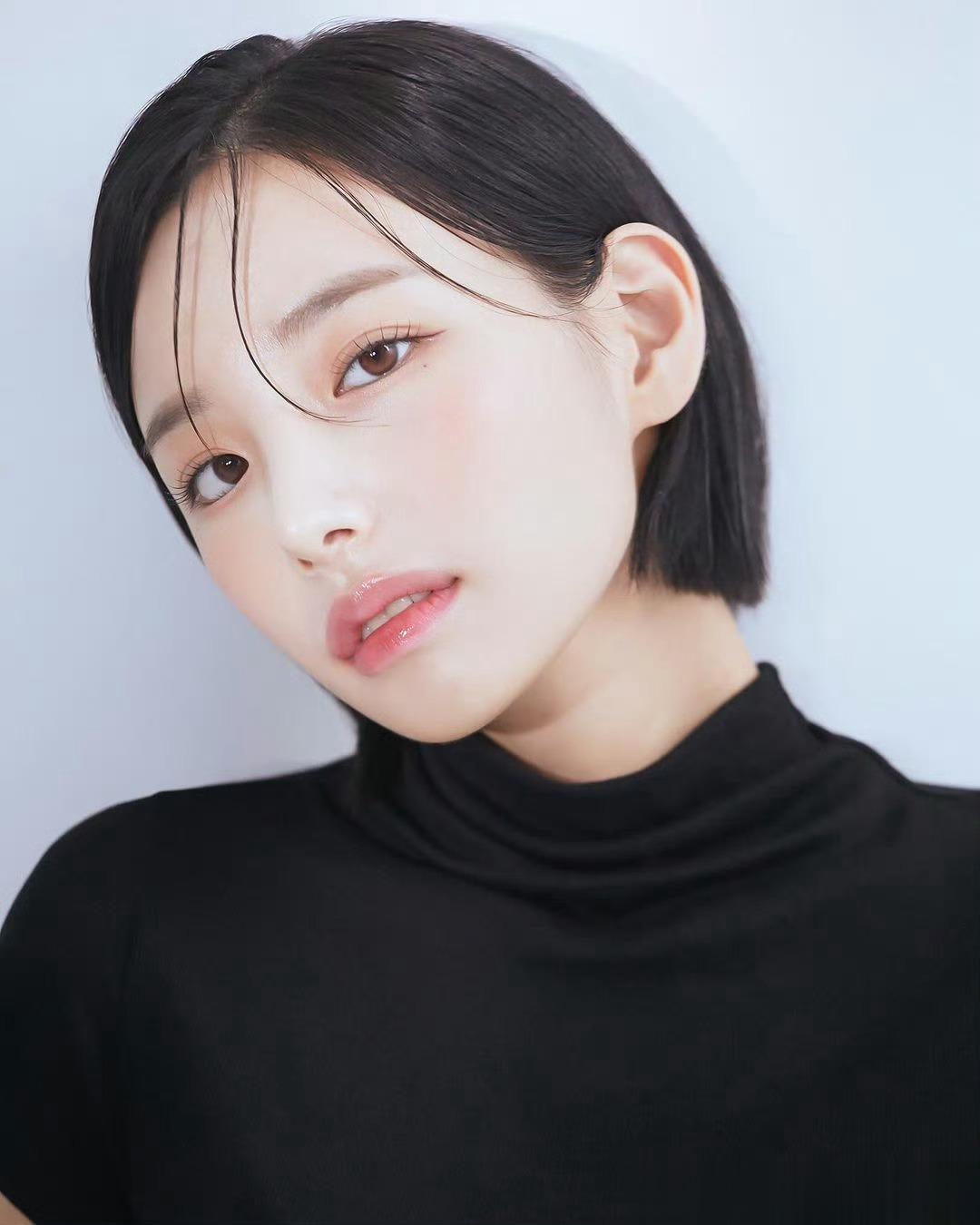 人生三种追求：活得更长寿。活得更开心。活得更牛逼。 ​​​