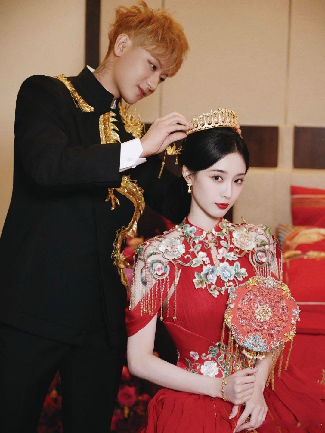 黄子韬徐艺洋晒婚礼照黄子韬和徐艺洋中式接亲照曝光，他们的婚礼不仅是一场浪漫盛典，