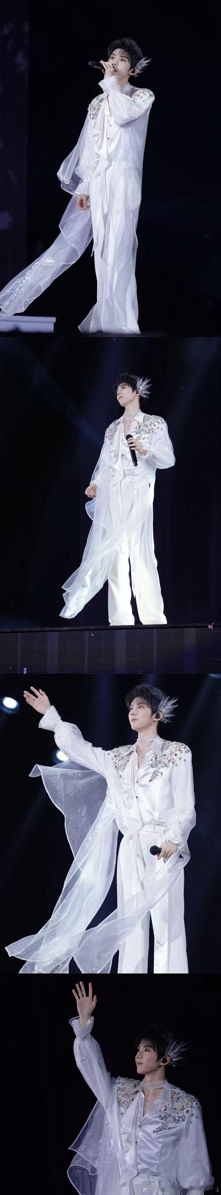 马嘉祺谢谢大家陪伴度过这个假期 假期被演唱会的氛围感牢牢包裹，每一场演绎都满是诚