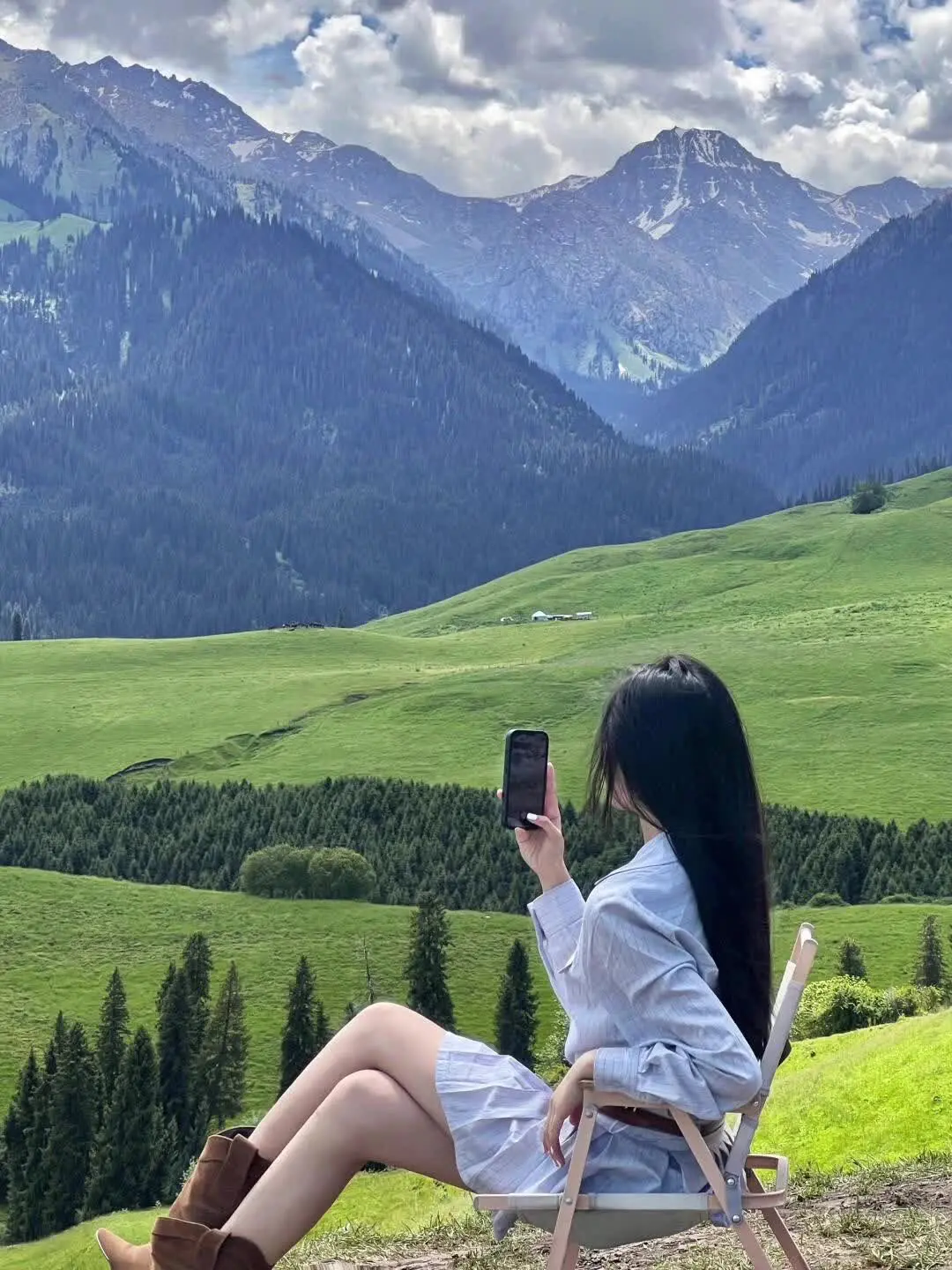 生活需要放松，心灵需要自愈，如果有一天你累了，就出去走走，看山心静，看...