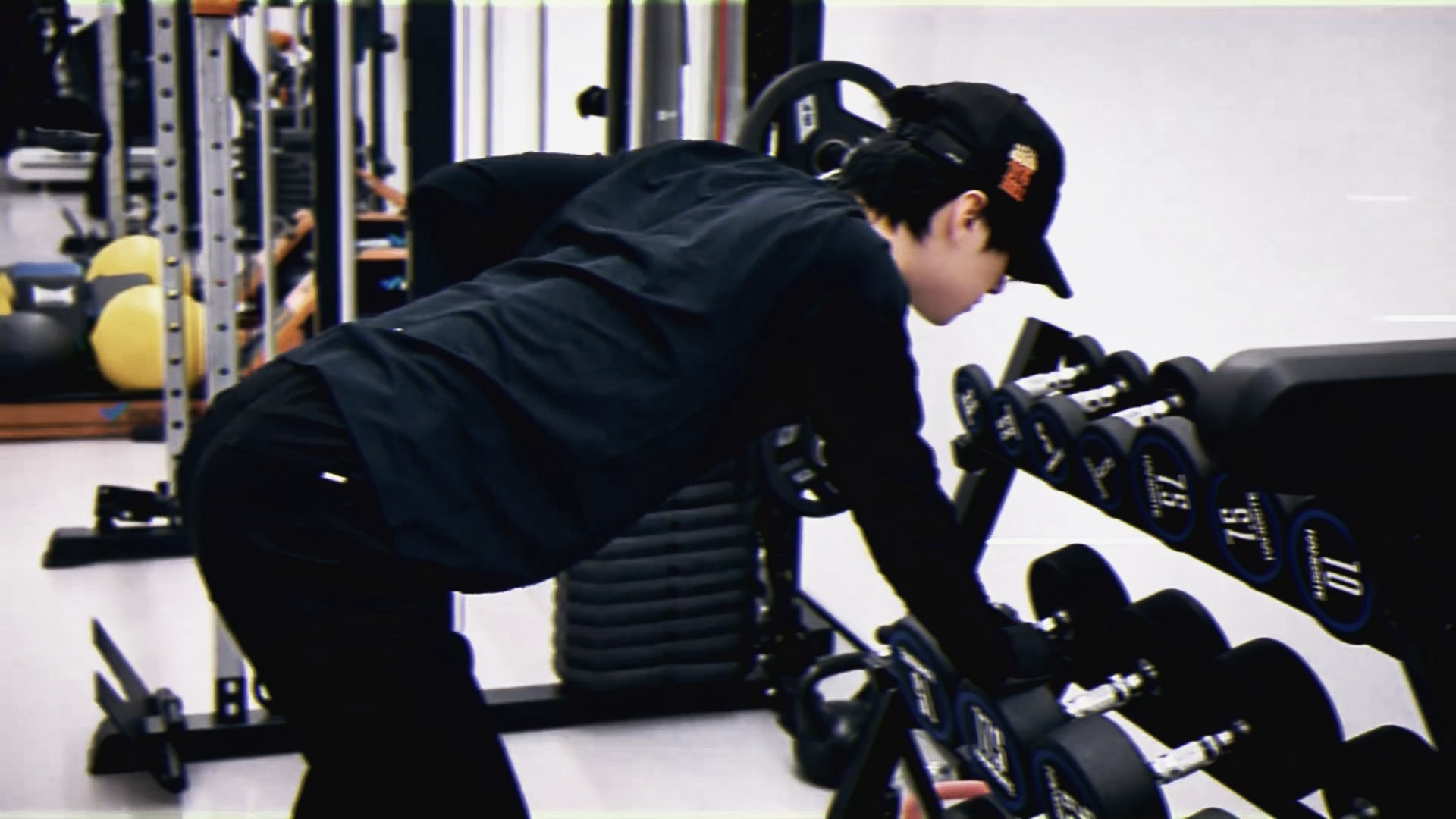 嗯….眼神很难不集中在….如果严浩翔陪我健身的话…😽严浩翔健身vlog ​​​