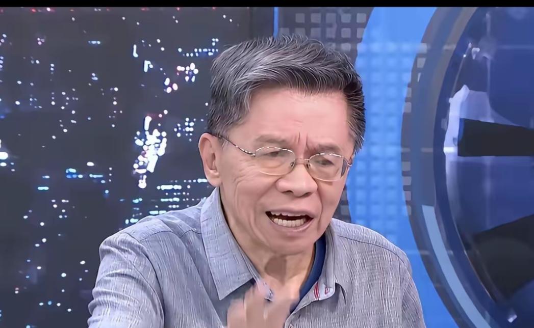 台湾名嘴沈富雄认为，在国民党内对郑丽文威胁最大的是柯志恩。
         沈