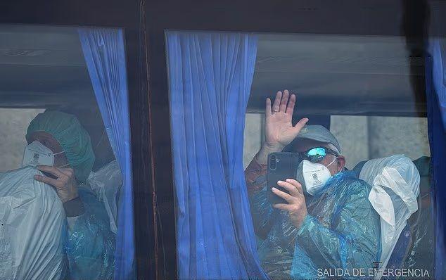 【加拿大确诊首例汉坦病毒病例，曾乘坐爆发汉坦病毒疫情的邮轮】

一名加拿大居民在