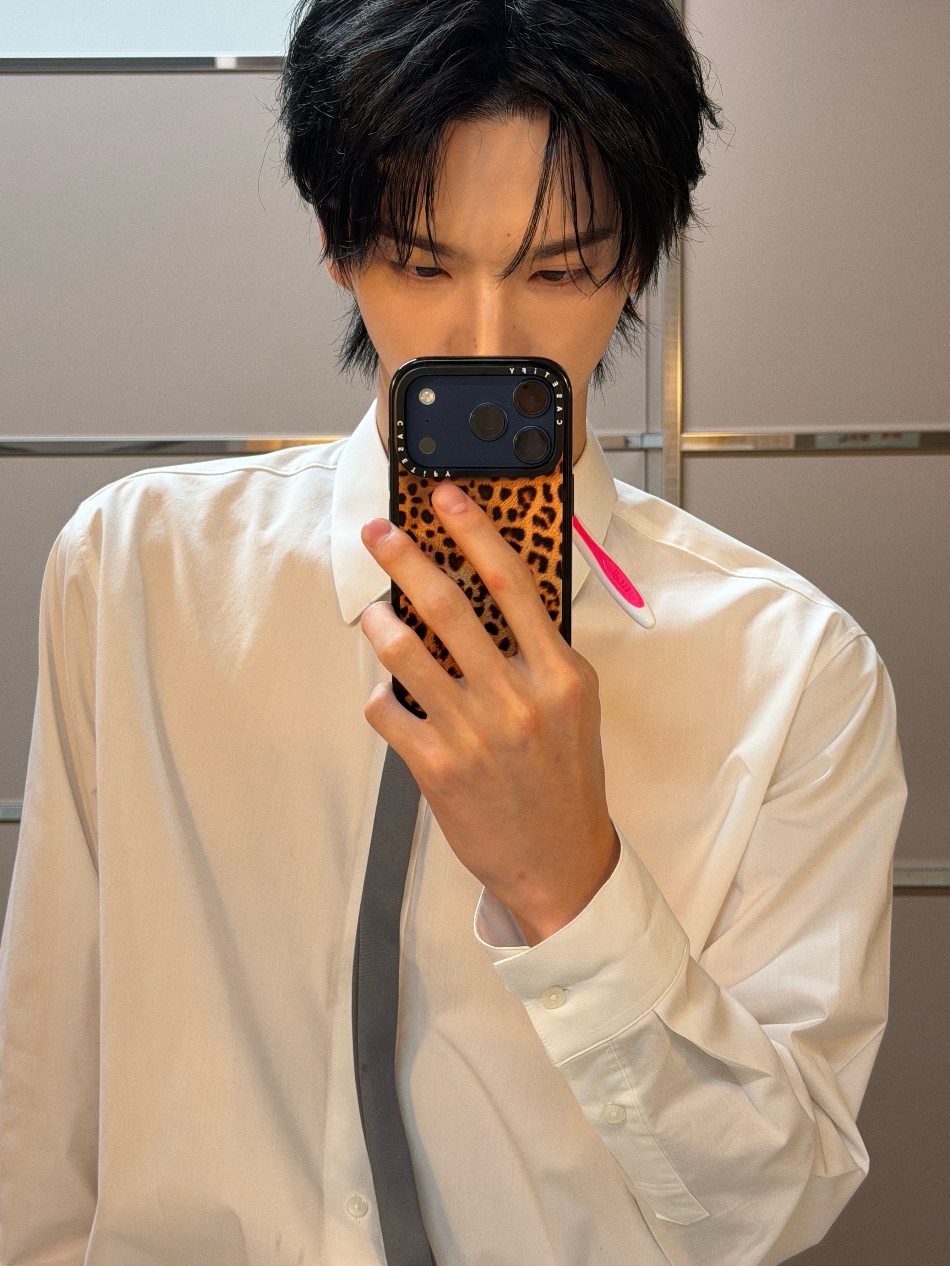 260829    Weverse 更新 posts【SHINYU】我爱你! ​