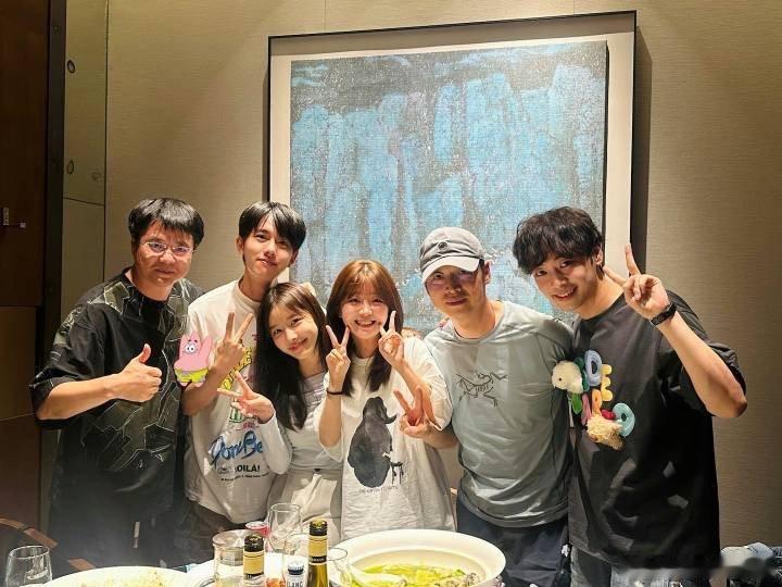 #宋伊人恋情##新浪娱乐[超话]# 为什么要起这么恶俗不友好又博人眼球还不实的标