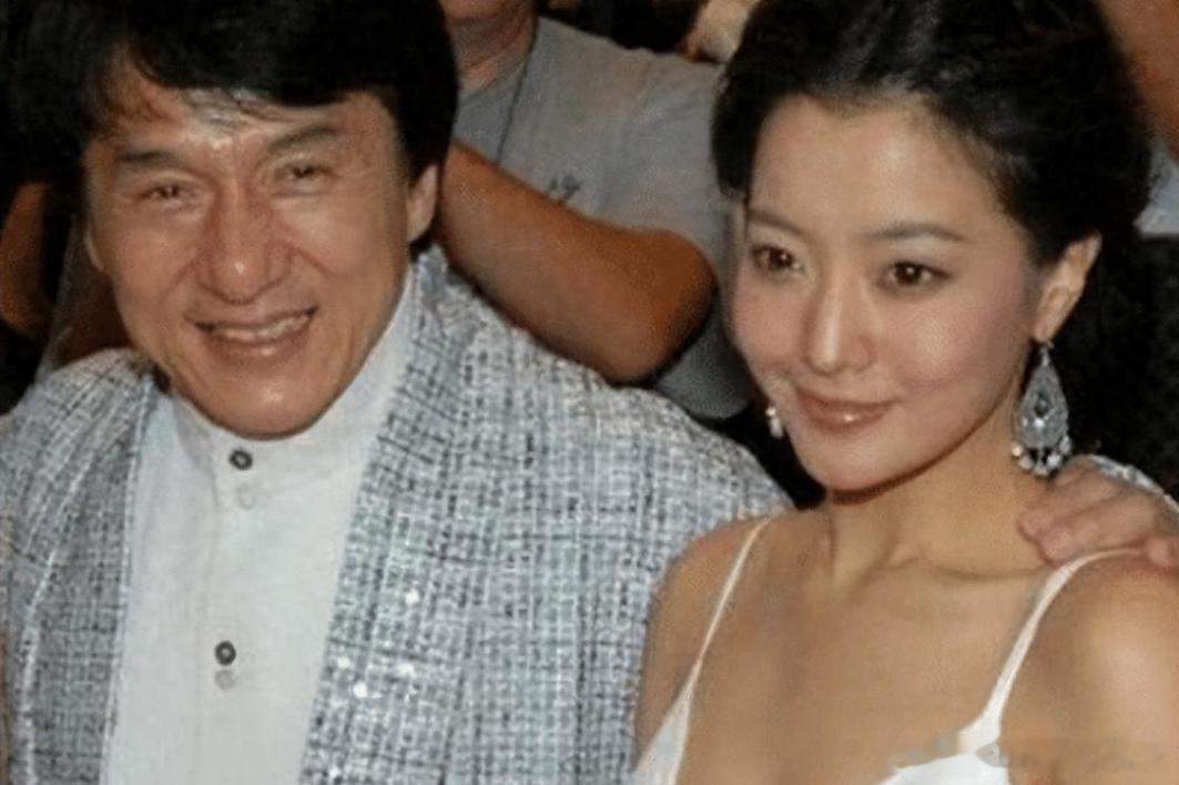 金喜善来华收到成龙视频祝福 蒙毅和玉漱隔空同框，一句许久未见让多少人想起那个雪山