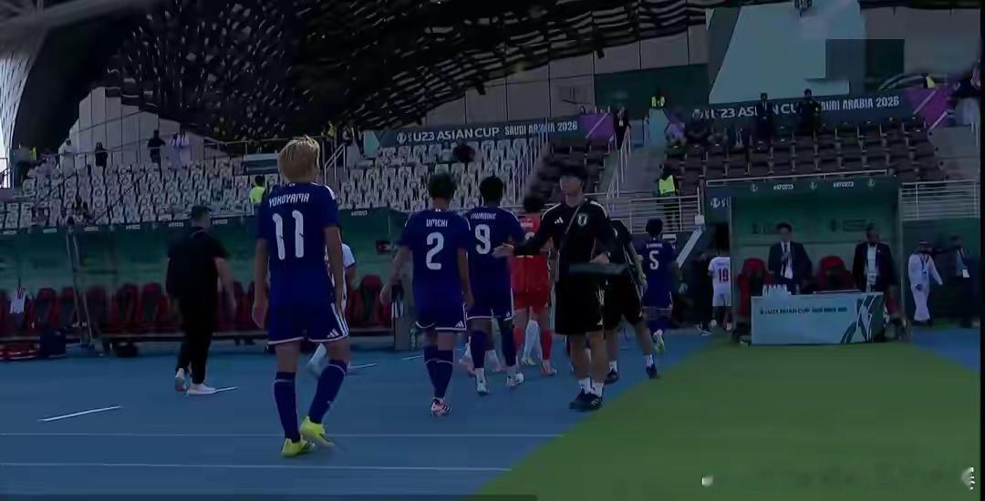 惊魂点球！约旦门将扑点狂喜遭“弹地绝杀”，日本5-3涉险晋级U23亚洲杯四强亚洲