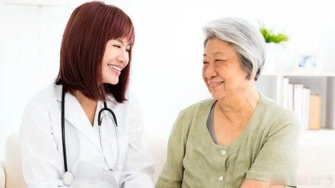 凤凰新闻【寿命短的男人，这个地方会“比较大”！想长寿，做好4件事】老李今年48岁