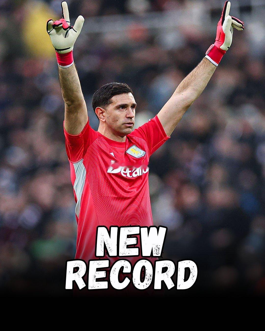 01月26日讯 本轮英超阿斯顿维拉客场2-0战胜纽卡斯尔，维拉门将马丁内斯再度零