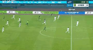 王钰栋中超进3球后彻底哑火，今晚王钰栋又错失准单刀，王钰栋的速度是真的快，浙江队