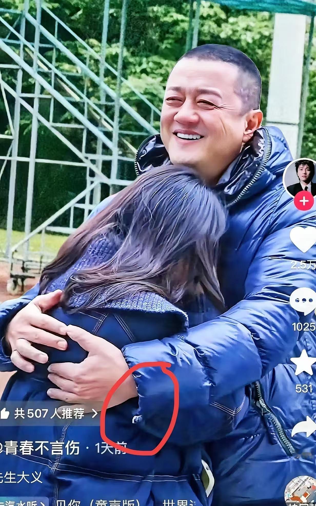 真没想到，李亚鹏竟然混成了这副“穷酸样”。医院都能被他做得赔钱，还是别再做生意了