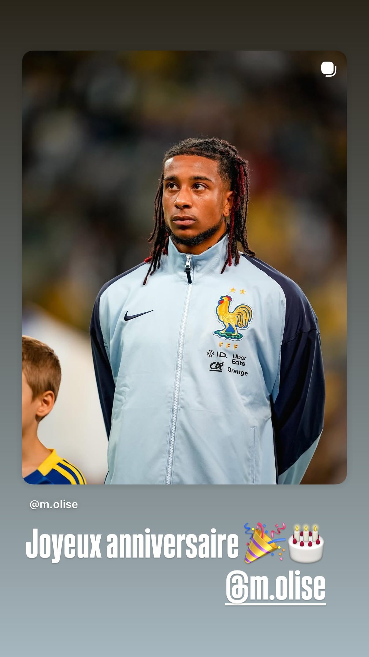 姆巴佩  IG STORY更新：Joyeux anniversaire🎉🎂@
