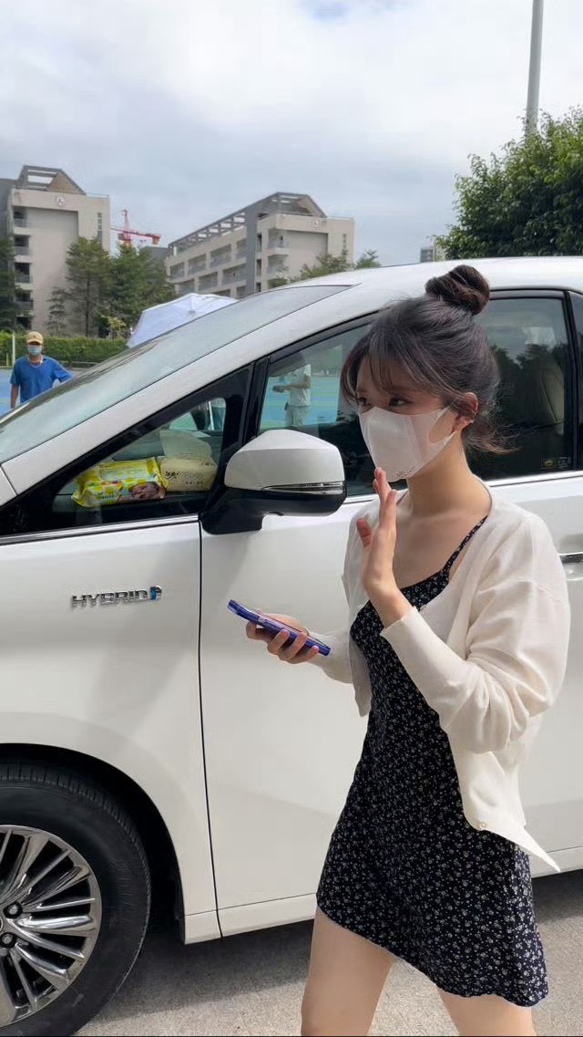 只只🥹