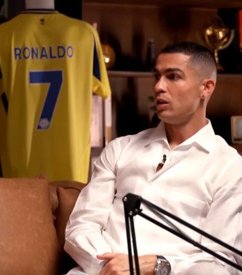 【伙计向前看吧】C罗在和摩根的专访中批评曼联：“阿莫林已经尽力了。他还能做什么？