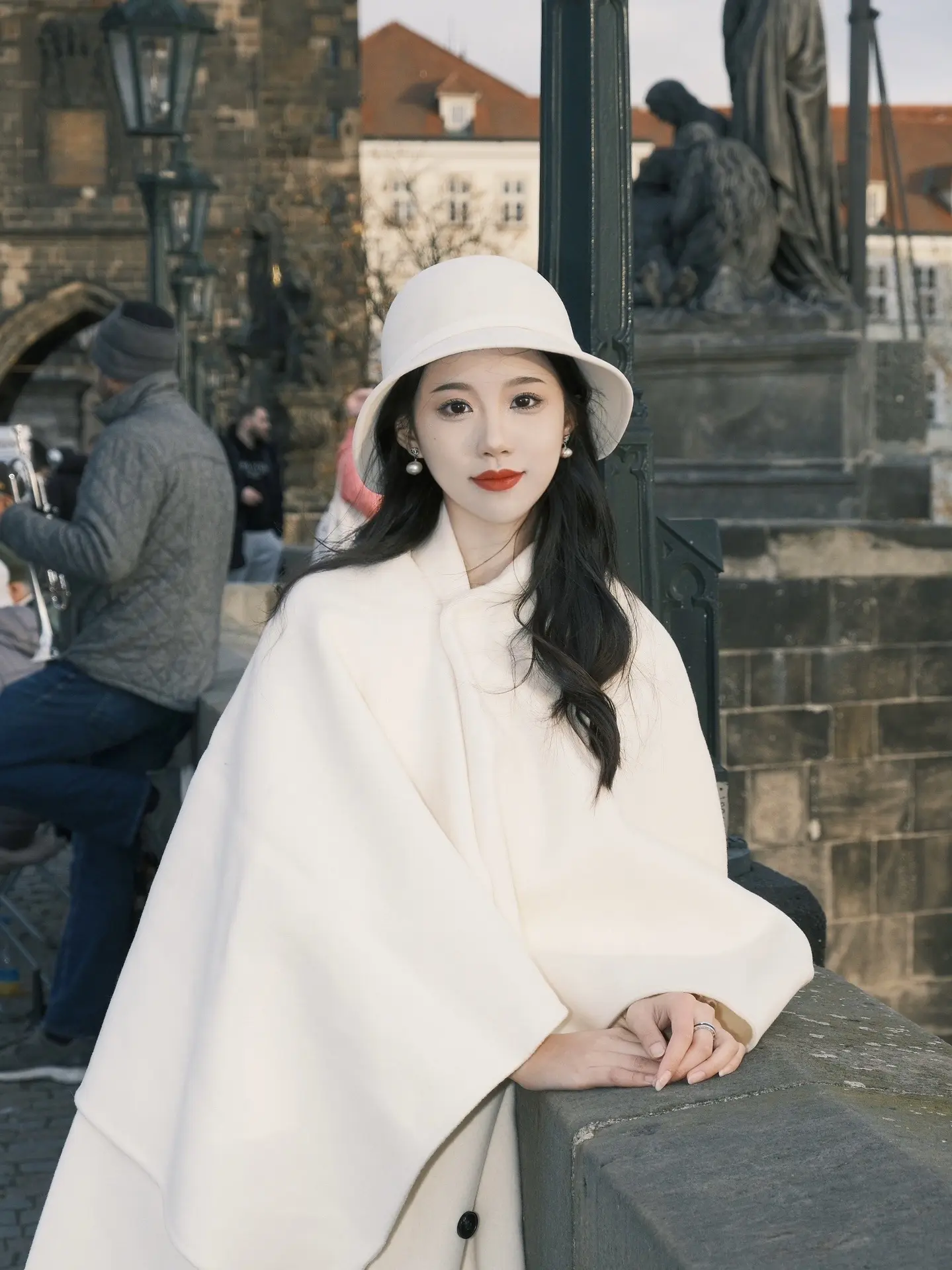 我那留洋的白月光回来了。（乱说的 布拉格美的像童话里的场景
