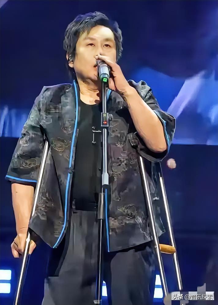 郑智化延吉演唱会
南京大学汤家凤看不下去了
汤家凤老师电话里只问了一句：
去年深
