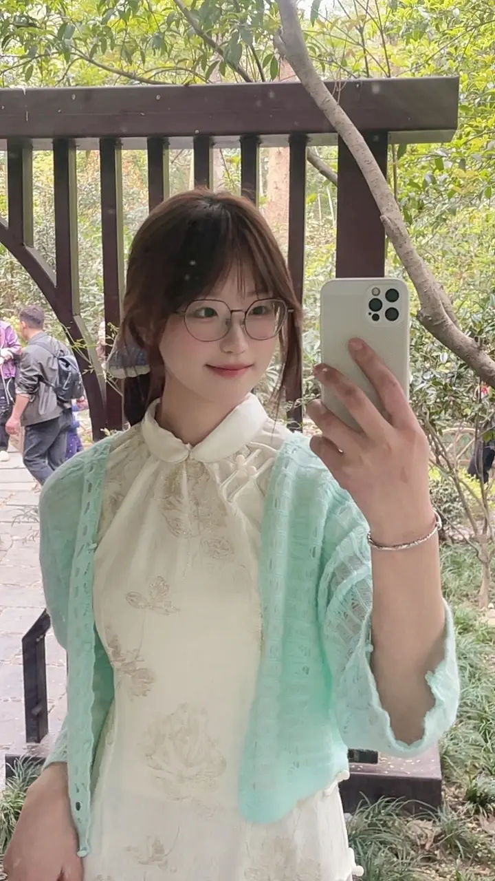 出来玩啦嘿嘿嘿