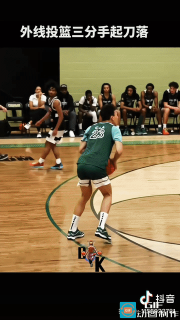 签约了山西男篮的淡厚然现在在美国打比赛，力求拿到一个在ncaa上场的机会，从网络