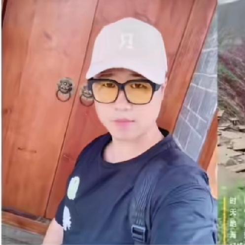 36岁的逍遥客去世，
给所有人提了个醒，
那就是做为儿女，长辈遇难，你可以挺身而