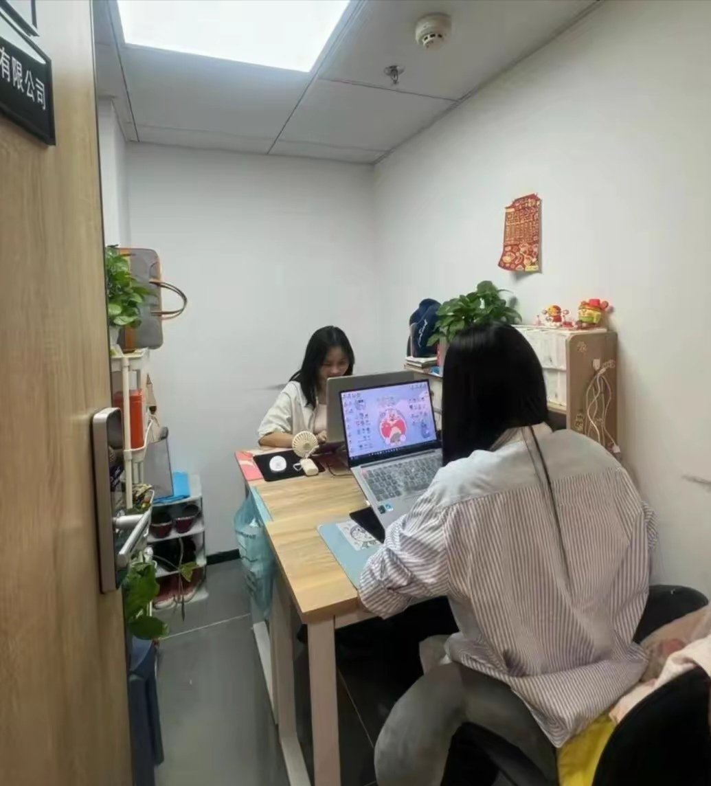 普通人怎么赚到1000万靠打工挣1000万，这个是有难度的，不能说没有，但是极少