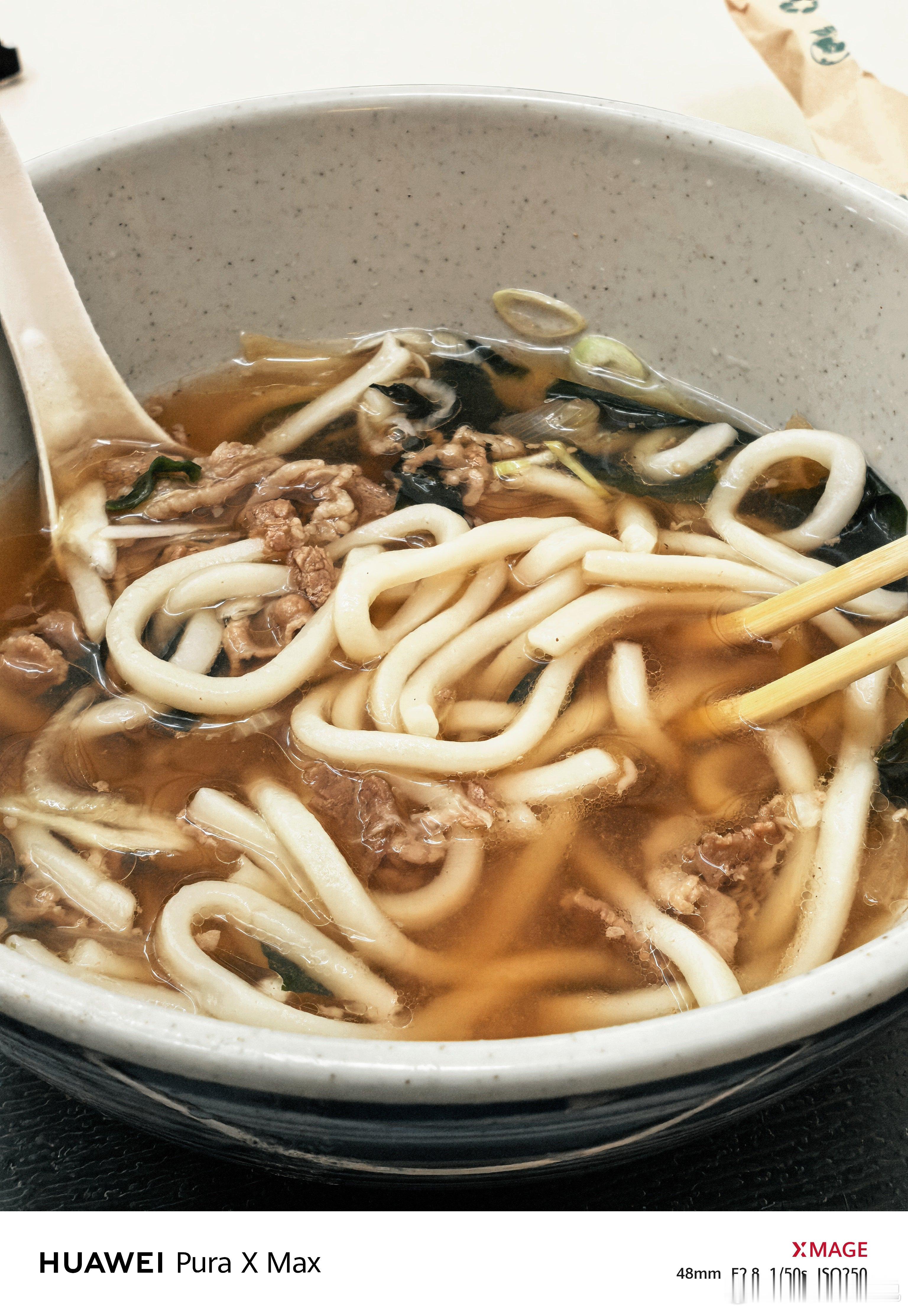 来早了，深圳北高铁然后机场快线到机场很快7:55高铁深圳北出发这会我已经安检完吃