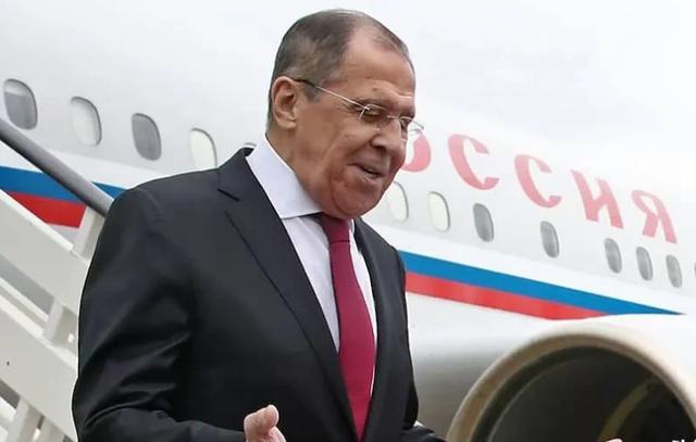 中国人民的好朋友，俄罗斯外长拉夫罗夫要访华了，这应该是为总统普京访华打前站，在特