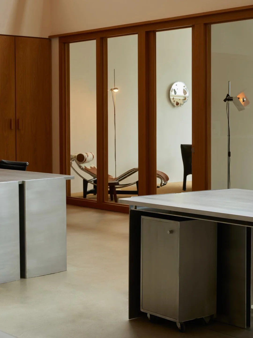 Cassina | 去掉“班味”的办公室🟠好高级