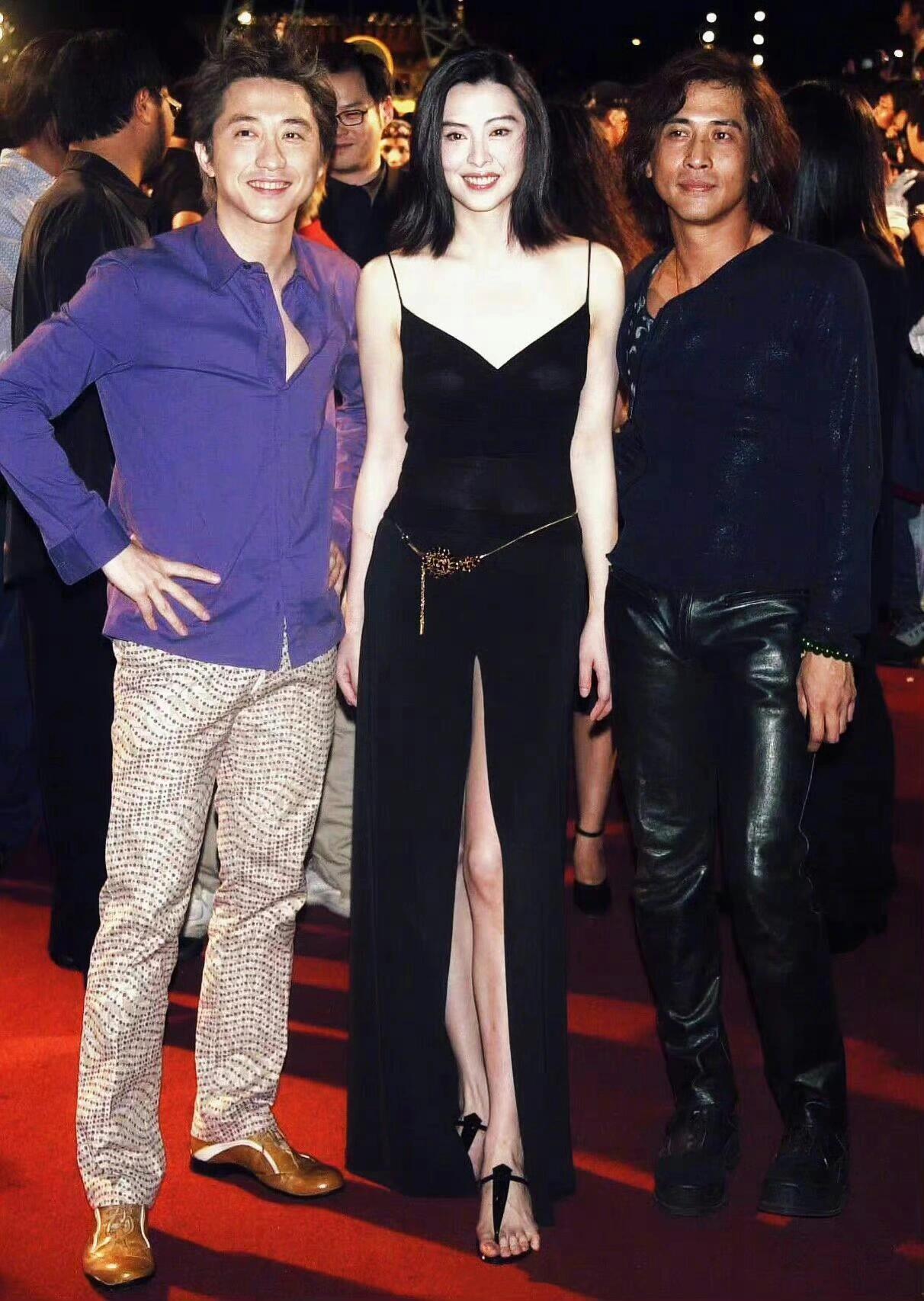 三个人三个图层 